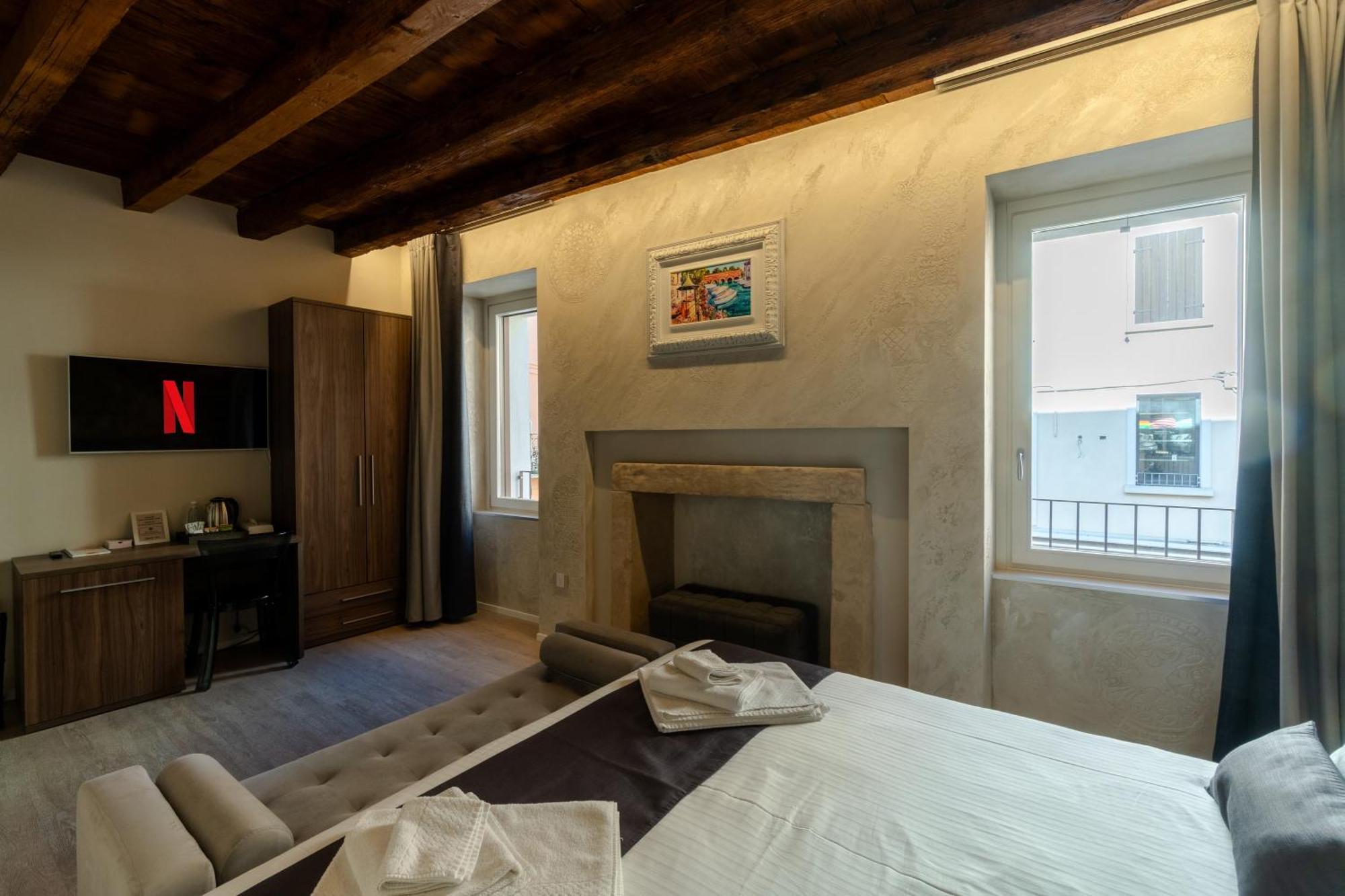 Hotel La Casa In Paese Peschiera del Garda Exterior foto